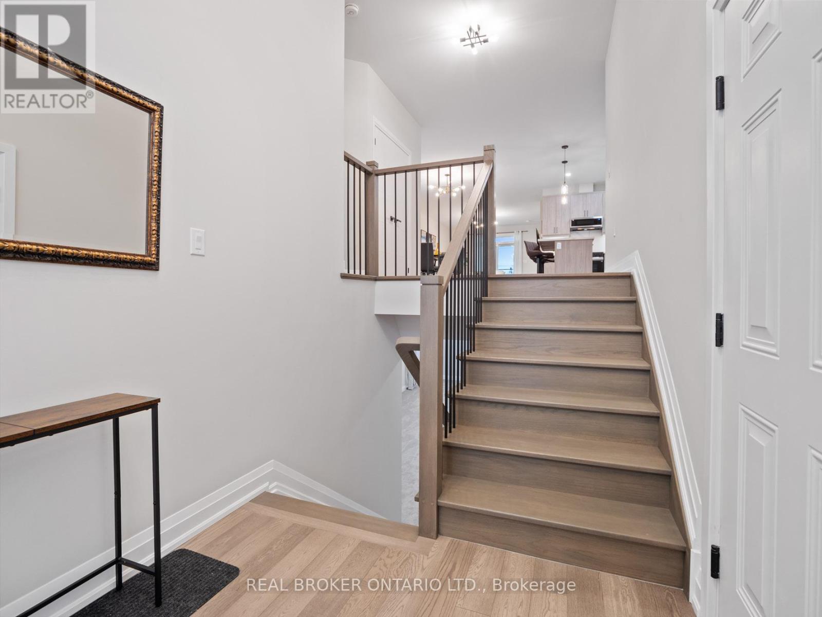 230 KNOLL STREET