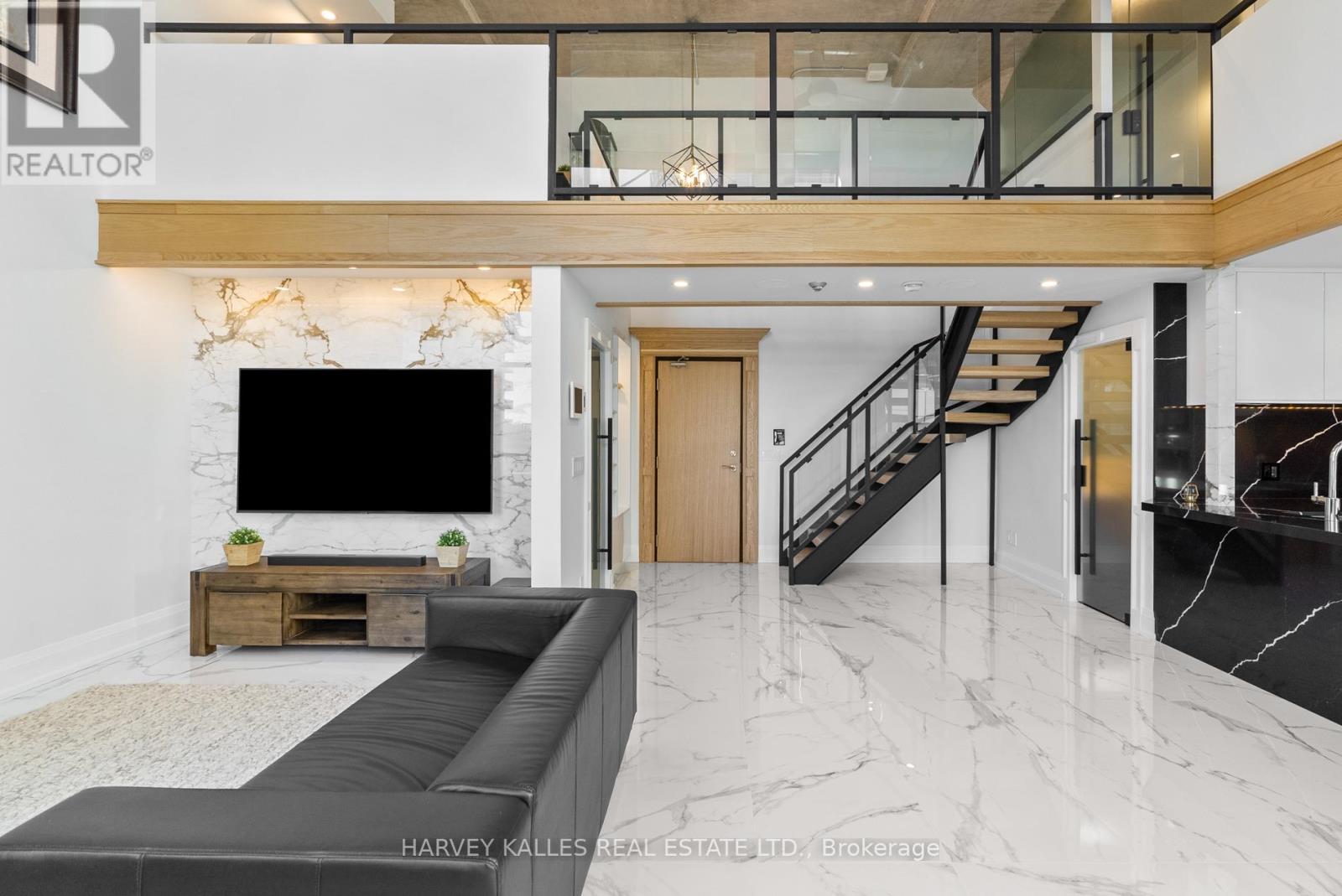 311 - 300 MANITOBA STREET