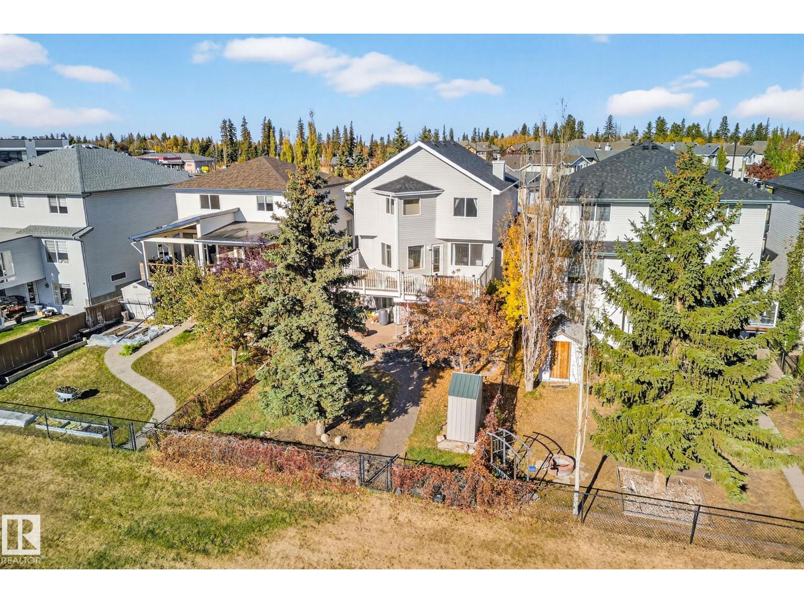 3327 32 AV NW