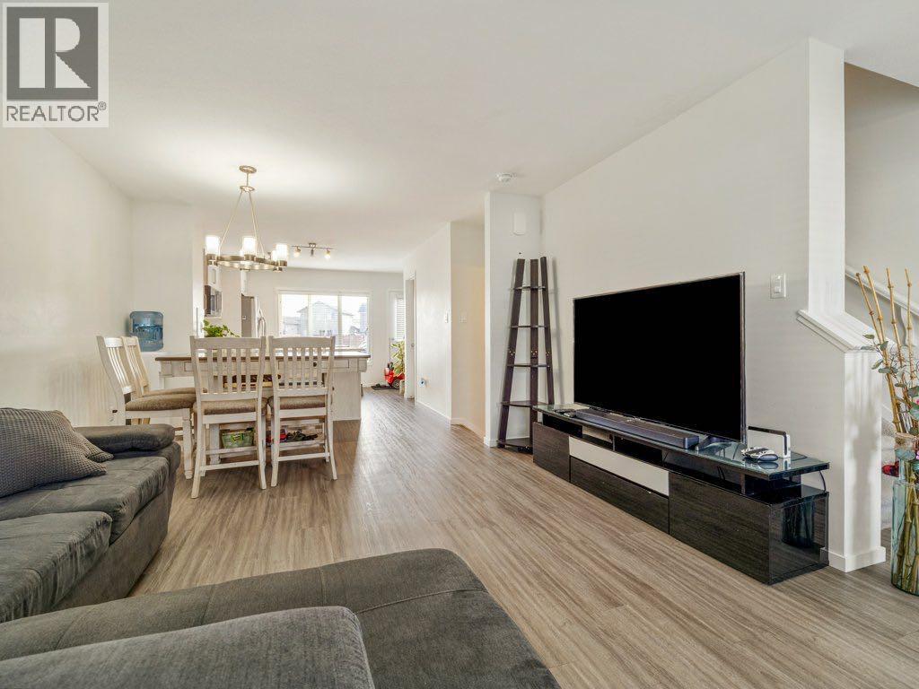 702, 210 Firelight Way W