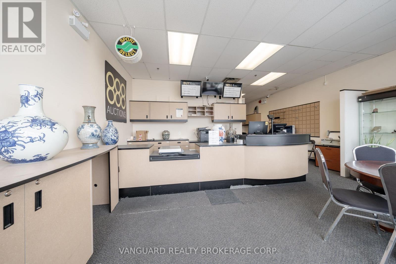 13 - 280 BEAVER CREEK ROAD