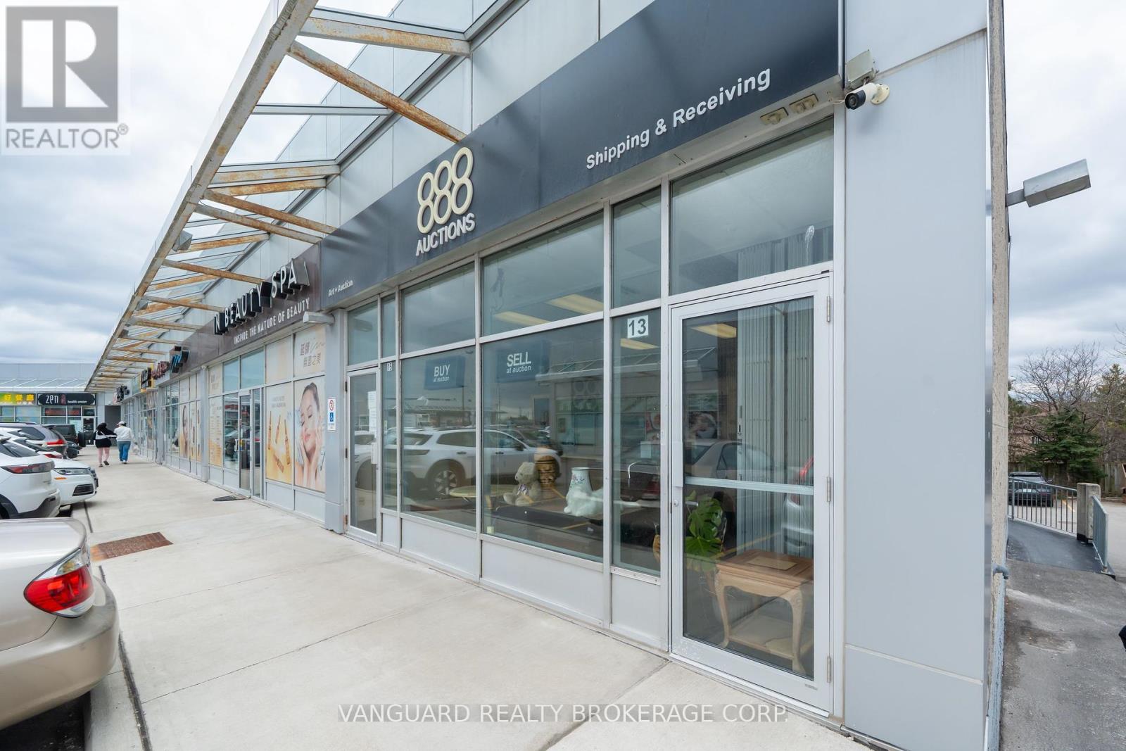 13 - 280 BEAVER CREEK ROAD