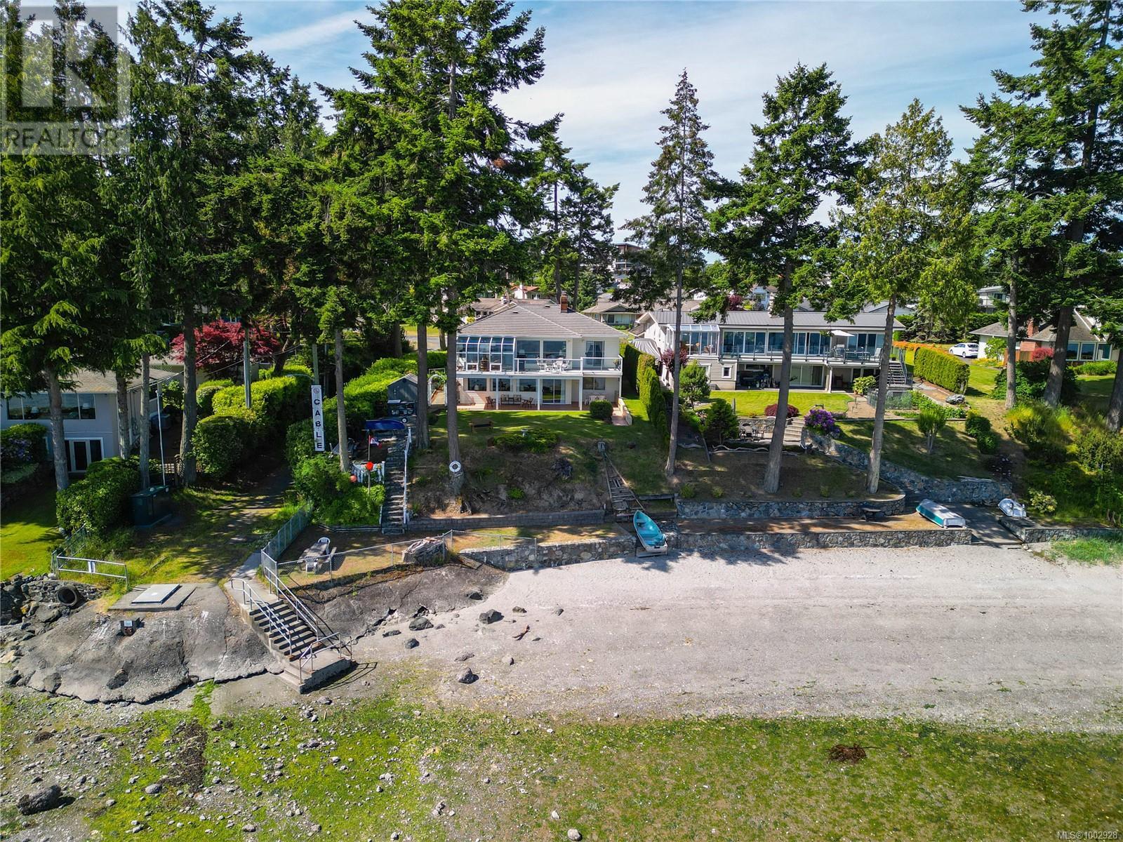 8001 Arthur Dr