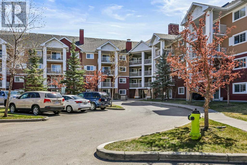 2326, 10 Prestwick Bay SE