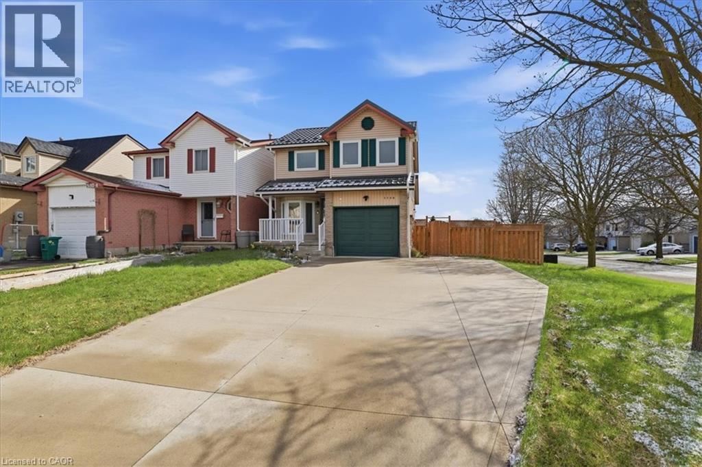 530B ROSEMEADOW Crescent