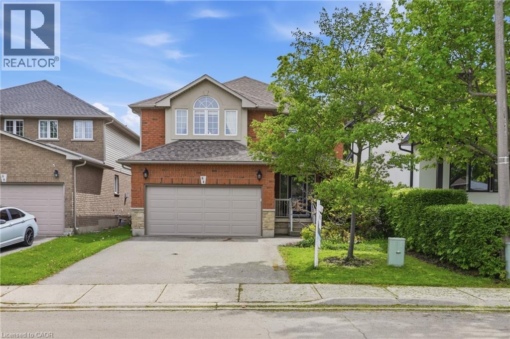 84 DUNCAIRN Crescent