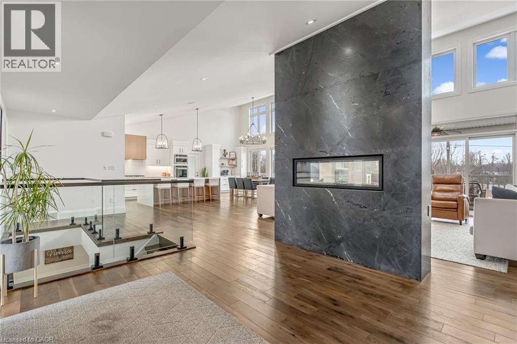 132 PARKVIEW Drive