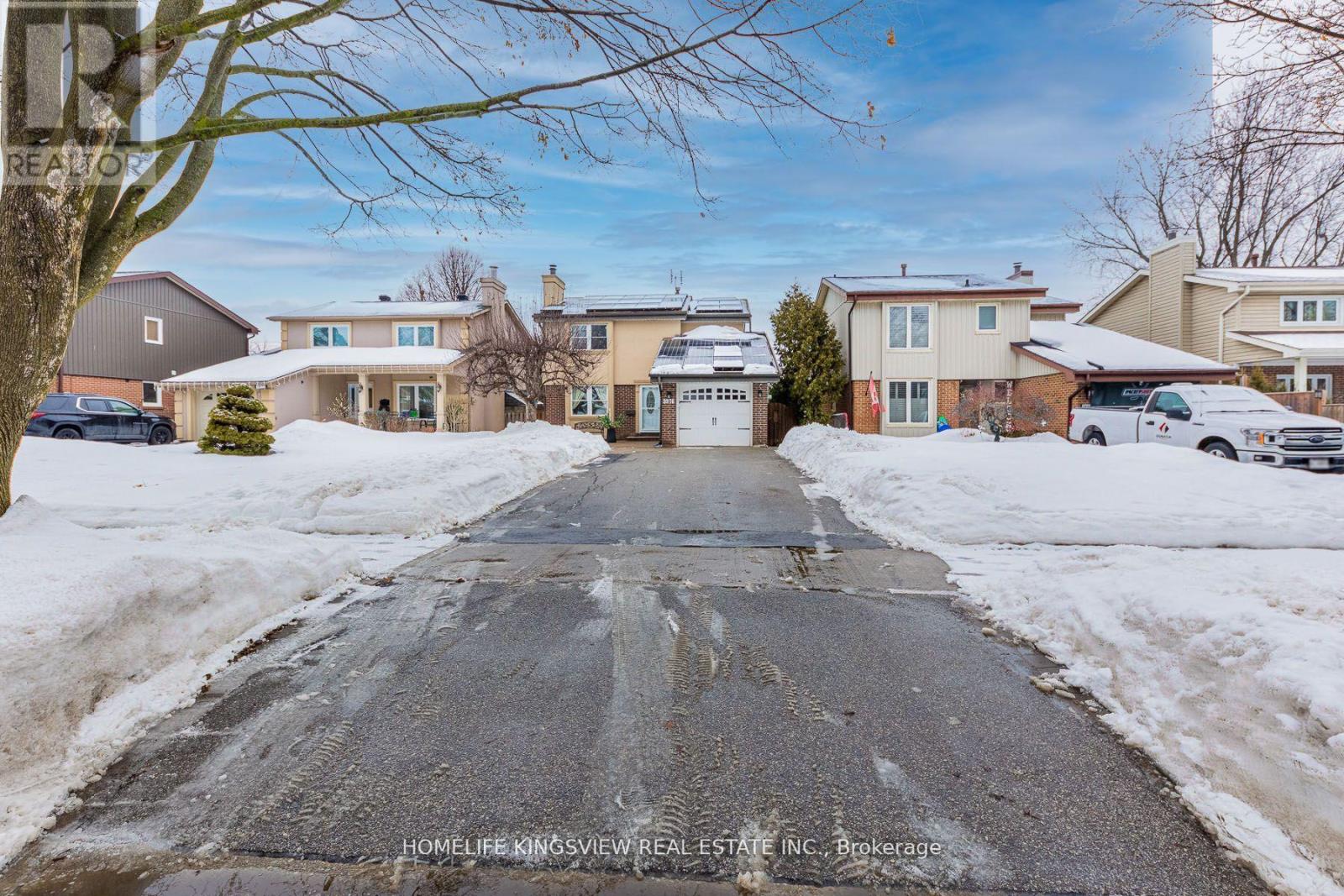 3976 TAFFEY CRESCENT
