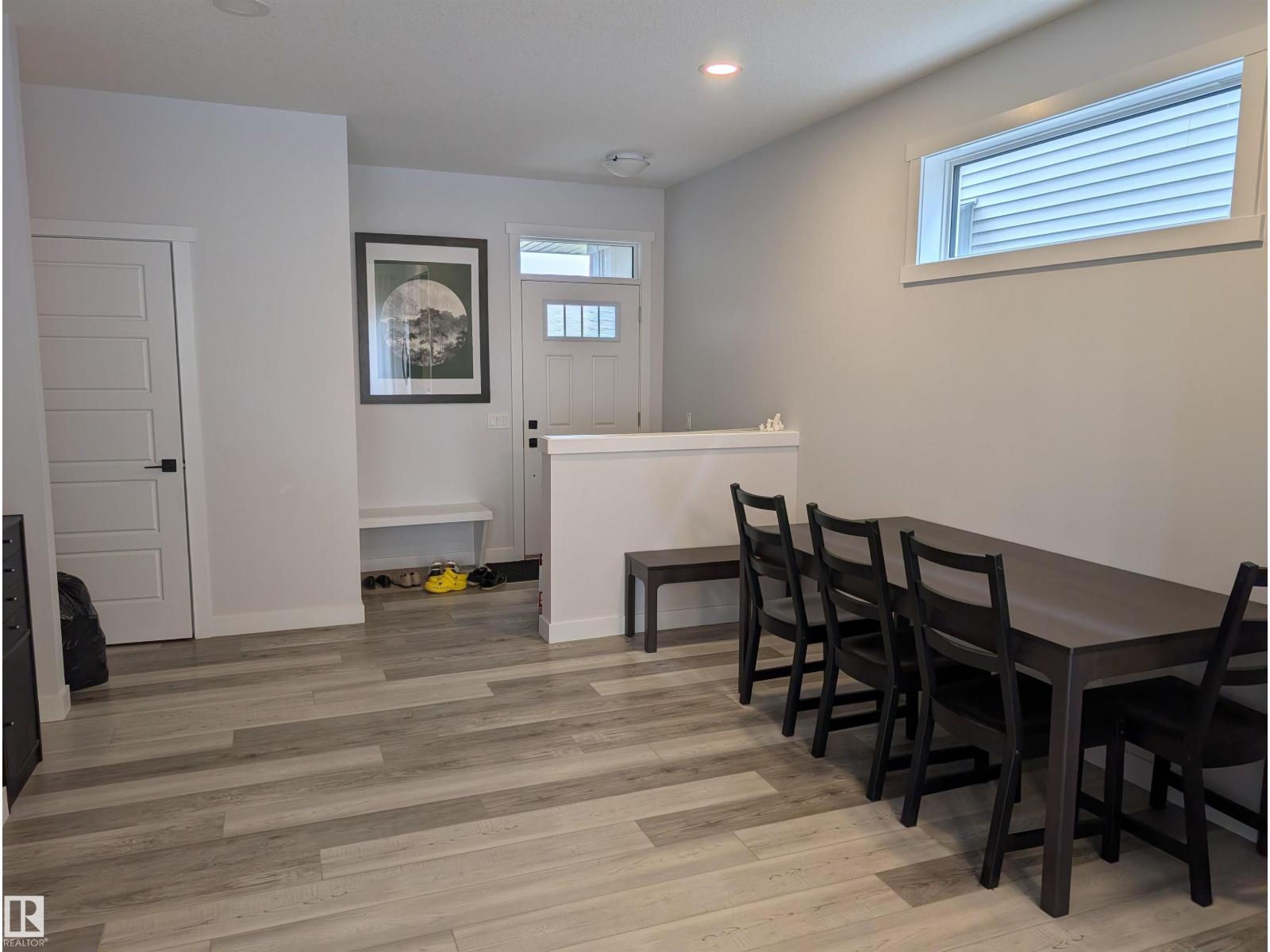 9240 224 ST NW