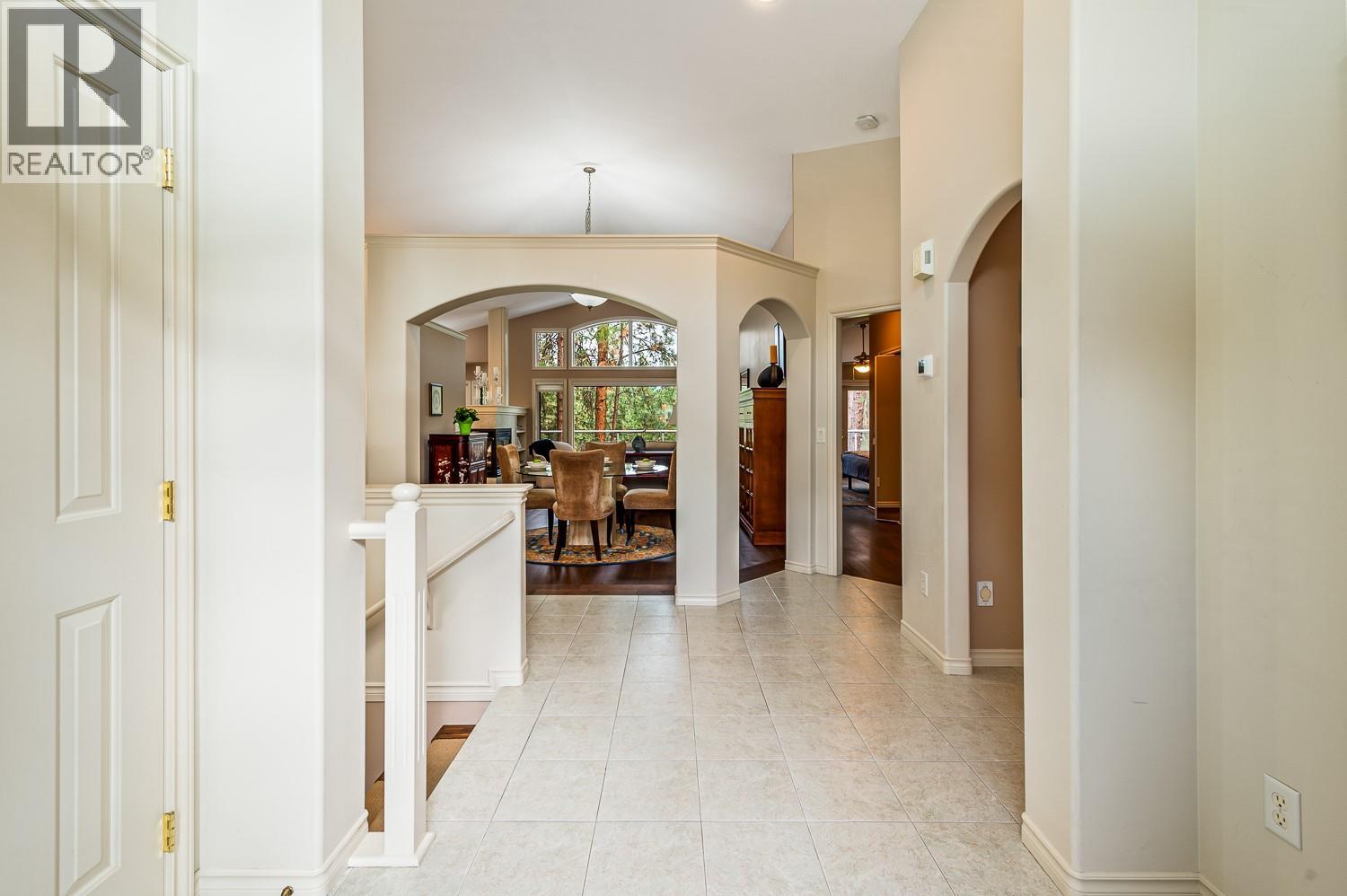 4141 Gallaghers Boulevard S