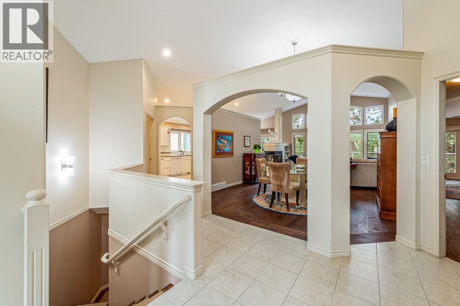 4141 Gallaghers Boulevard S