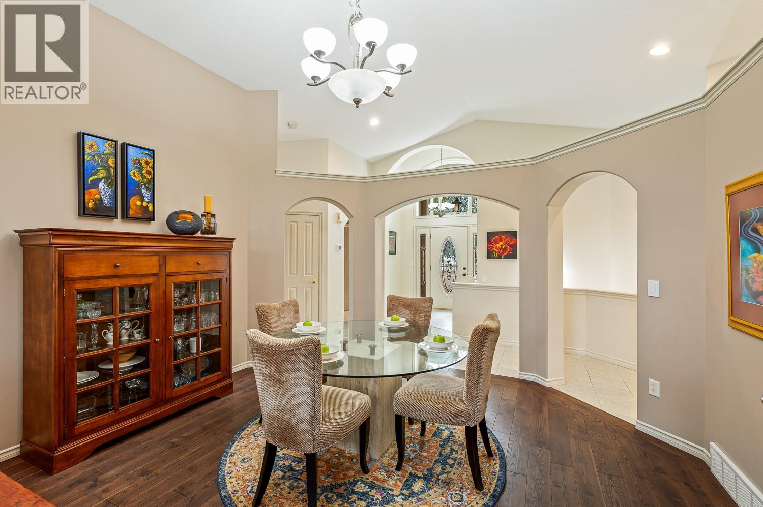 4141 Gallaghers Boulevard S