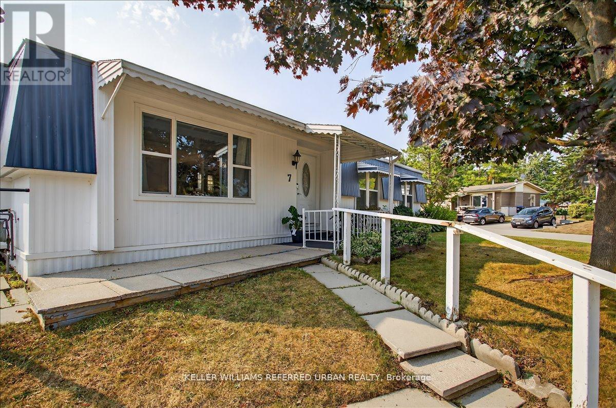 7 SUNSET DRIVE