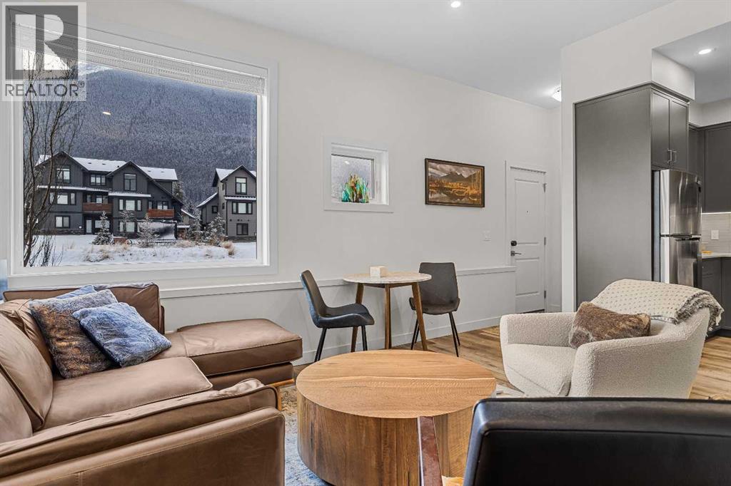 102E, 1200 Three Sisters Parkway