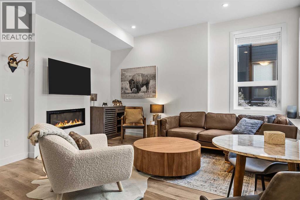 102E, 1200 Three Sisters Parkway