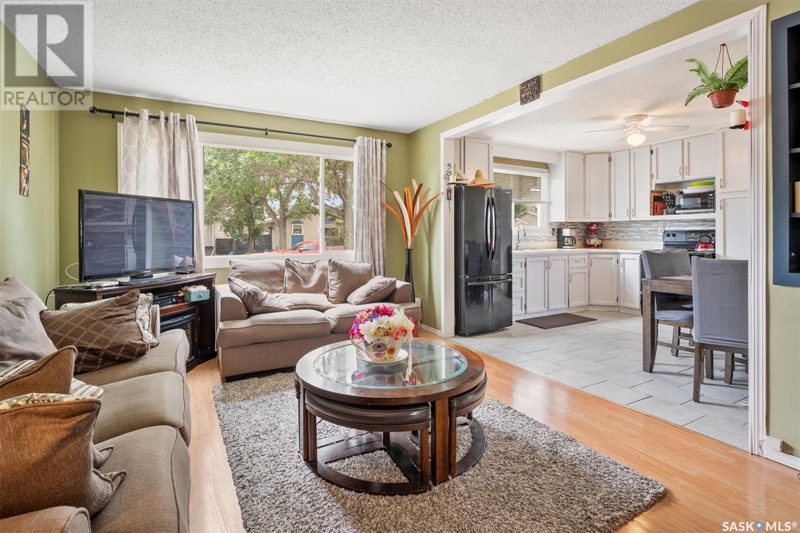 229 Western CRESCENT