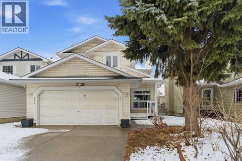 414 Mt Cornwall Circle SE Calgary AB T2J2J6