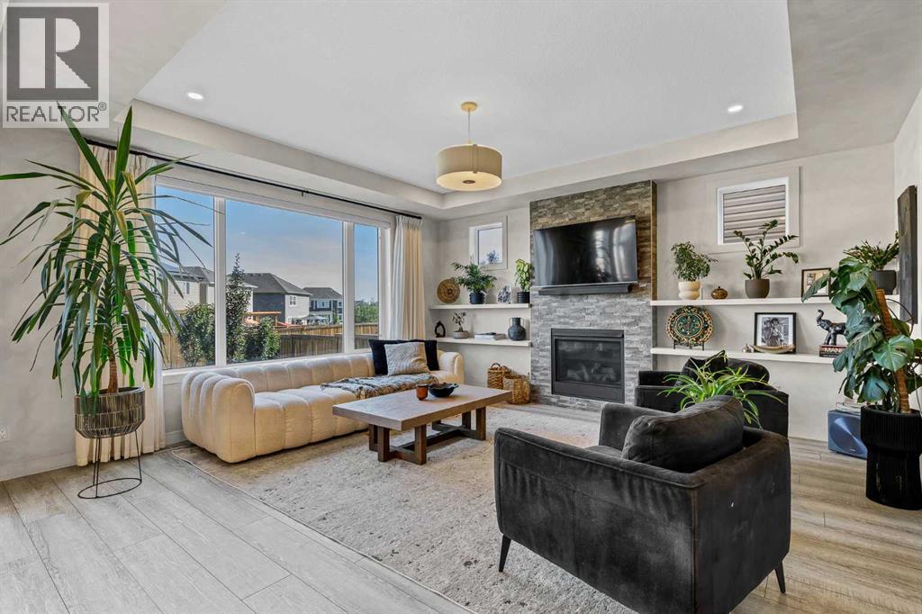 208 Osborne Green SW