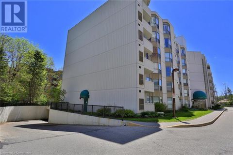 3267 KING Street E Unit# 205 Kitchener ON N2A4A4