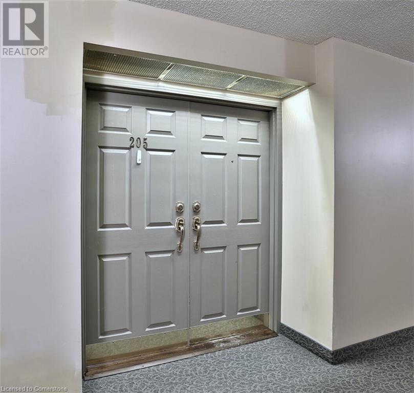 3267 KING Street E Unit# 205