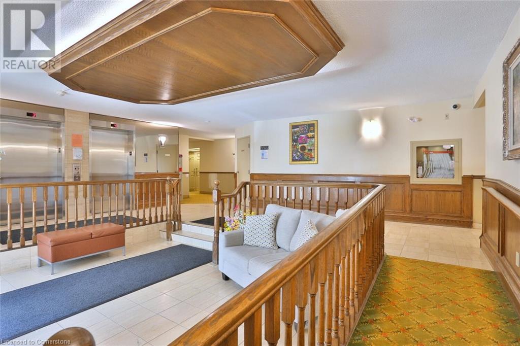 3267 KING Street E Unit# 205