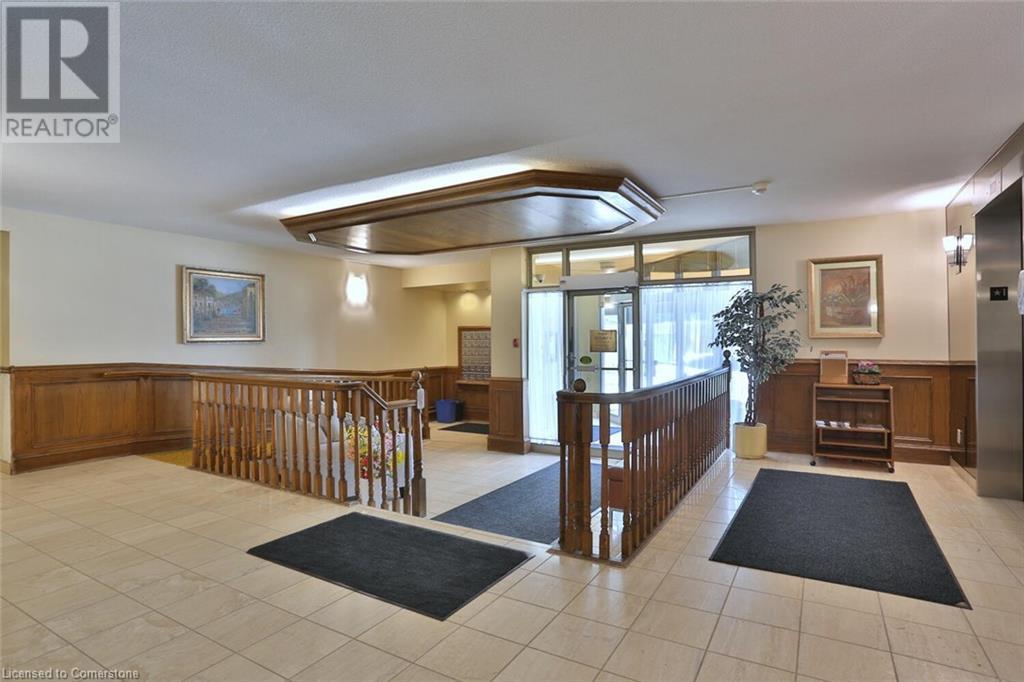 3267 KING Street E Unit# 205
