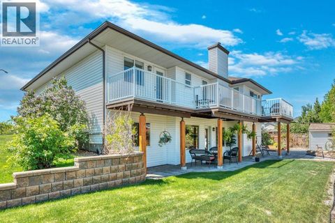 15 Henderson Bay NE Langdon AB T1X2V6