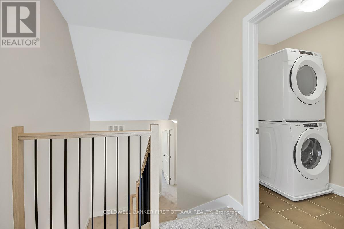 81 WHITCOMB CRESCENT