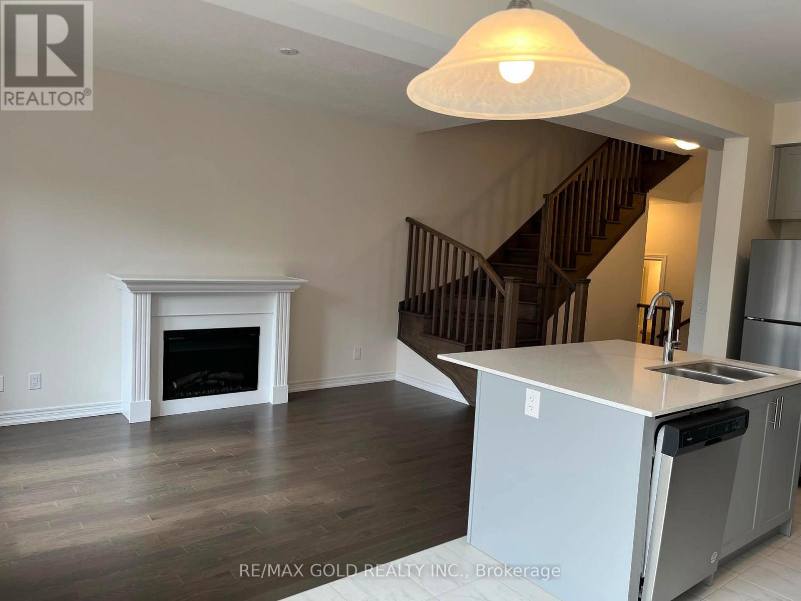 90 GRASSBOURNE AVENUE