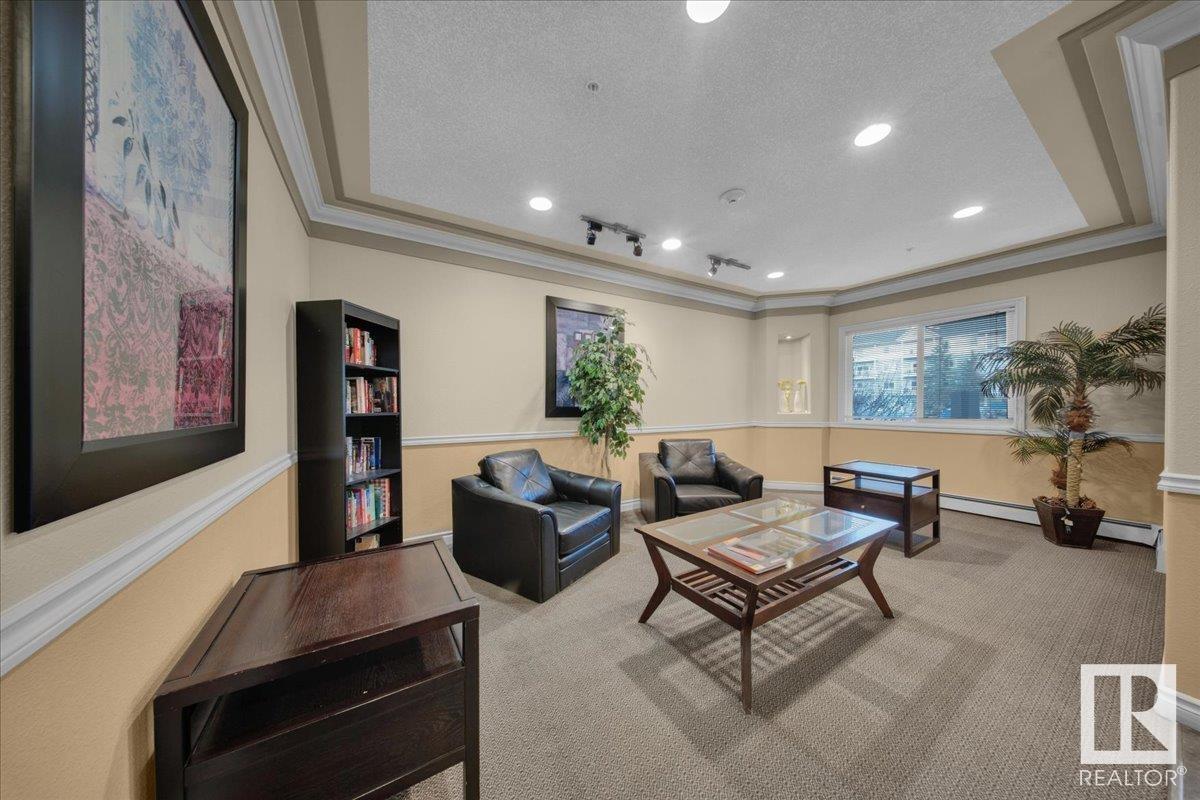 #231 50 WOODSMERE