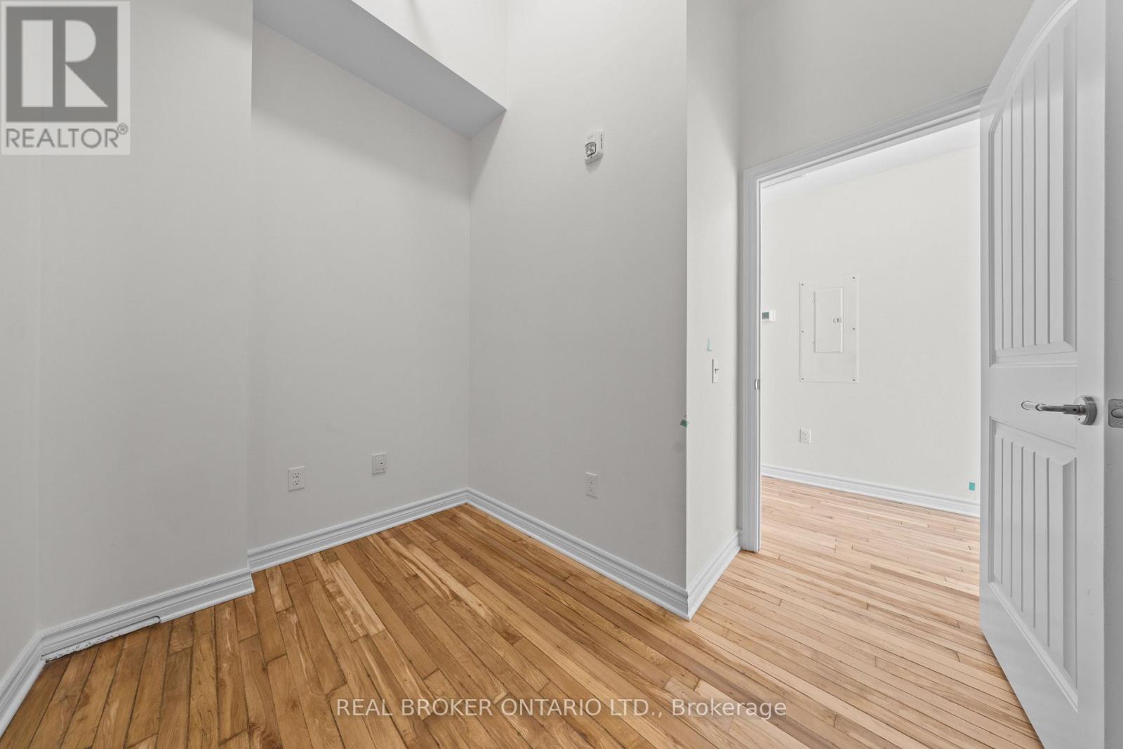 212 - 150 MILL STREET