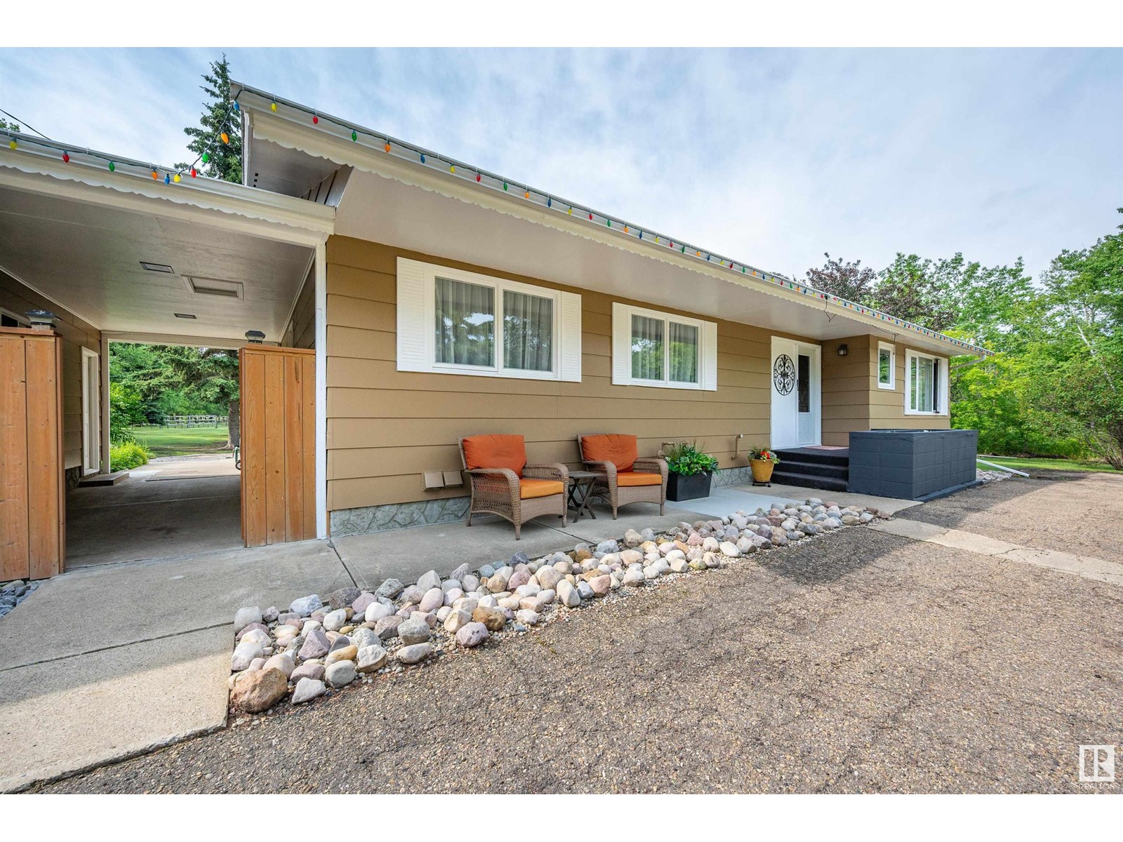 #37 53059 RGE ROAD 224