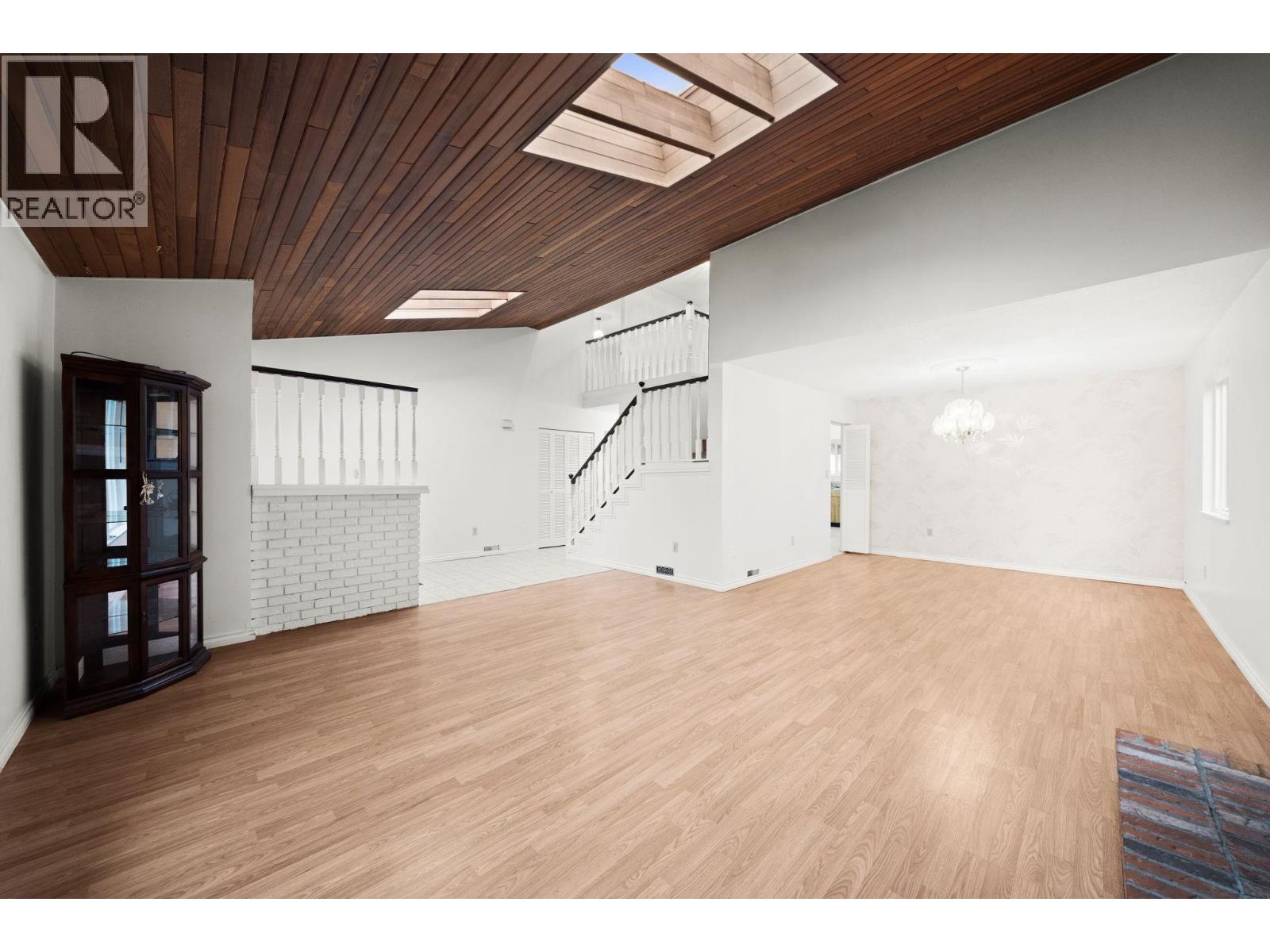 1140 LANSDOWNE DRIVE