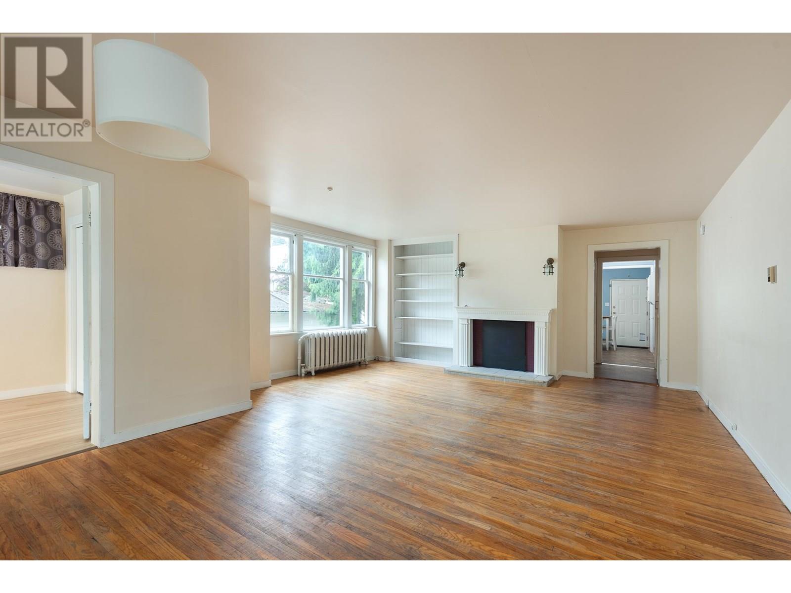 322 FIRST STREET