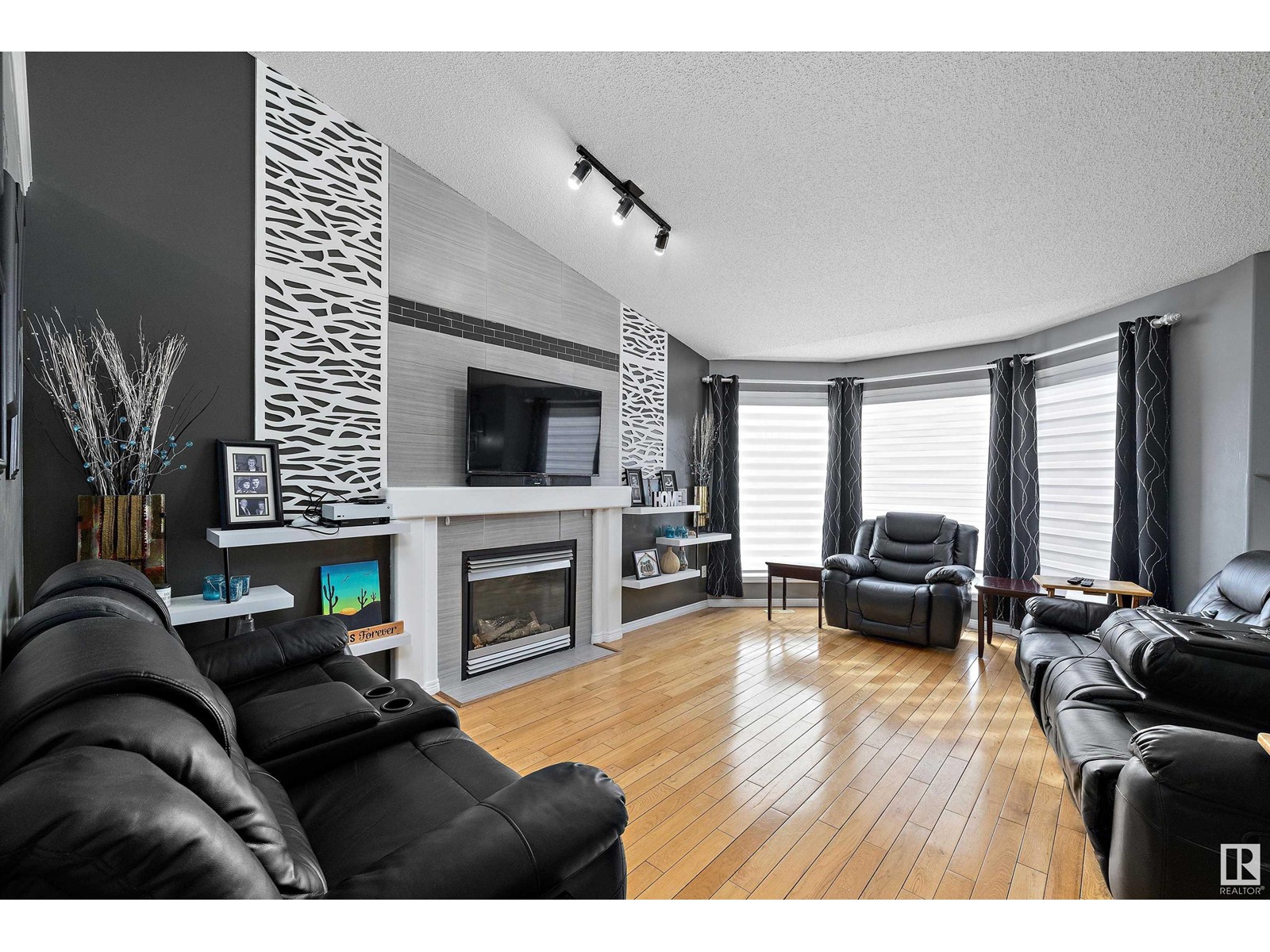 4716 150 AV NW