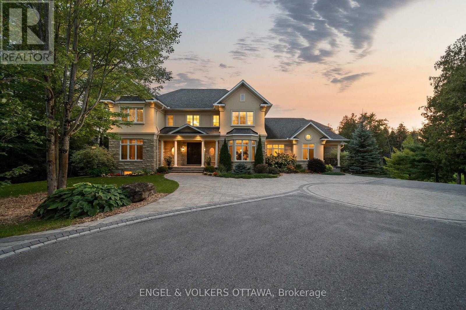 1408 BLACKHORSE COURT