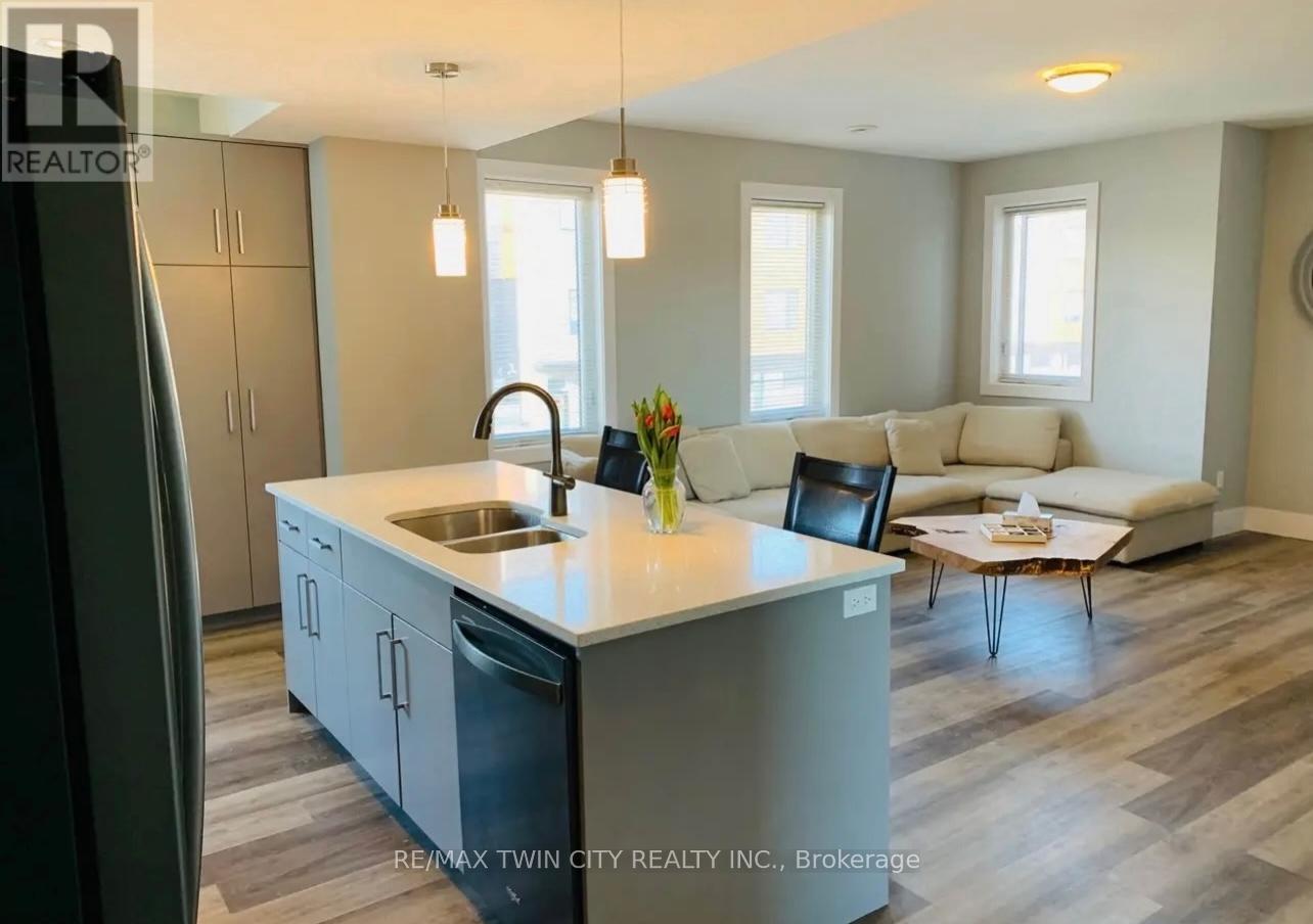 27 - 54 BRIDGE STREET W
