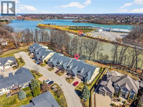 35 SCULLERS Way Unit# 2 St. Catharines ON L2N7S9