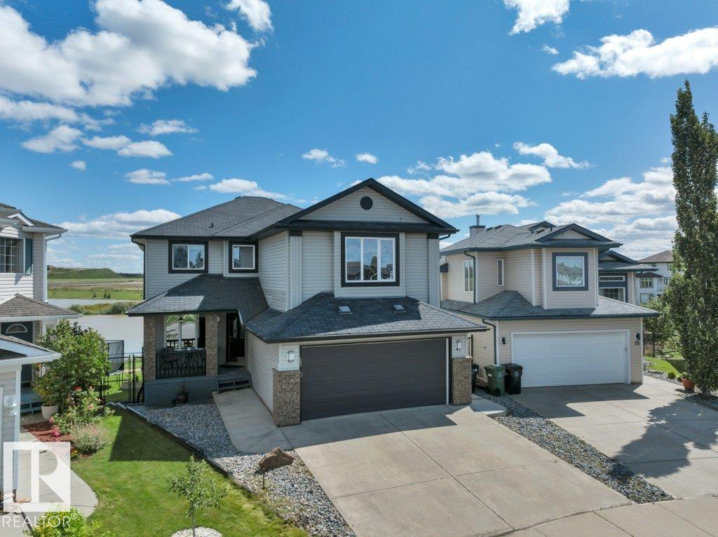 53 DOUGLAS CR