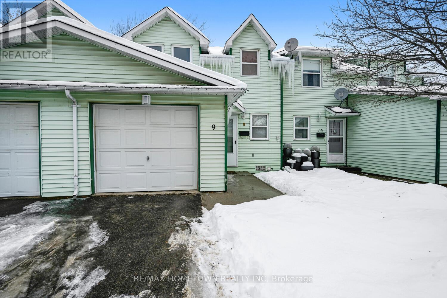 9 - 27 ALDERSHOT AVENUE