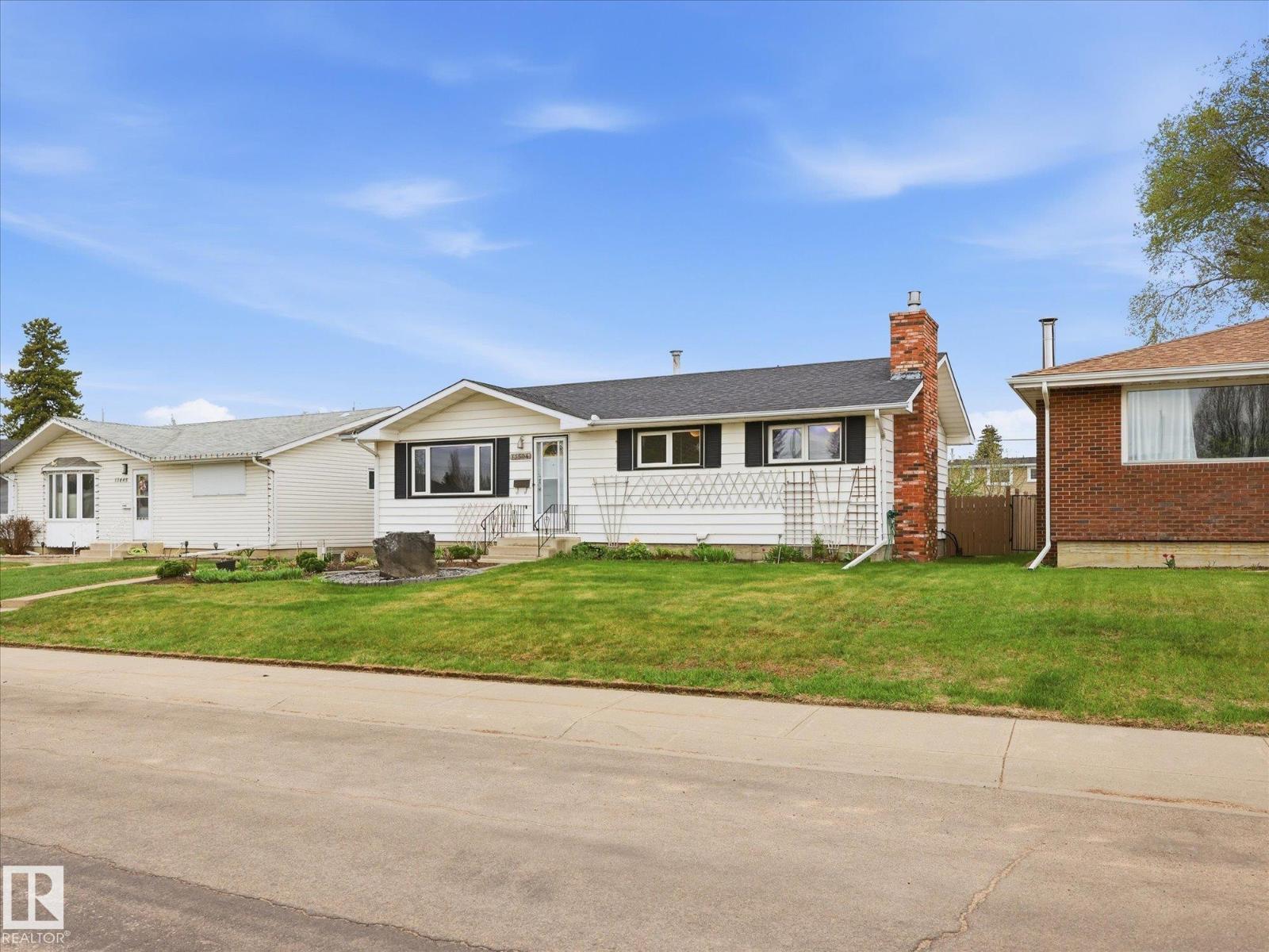 13504 116 St NW NW