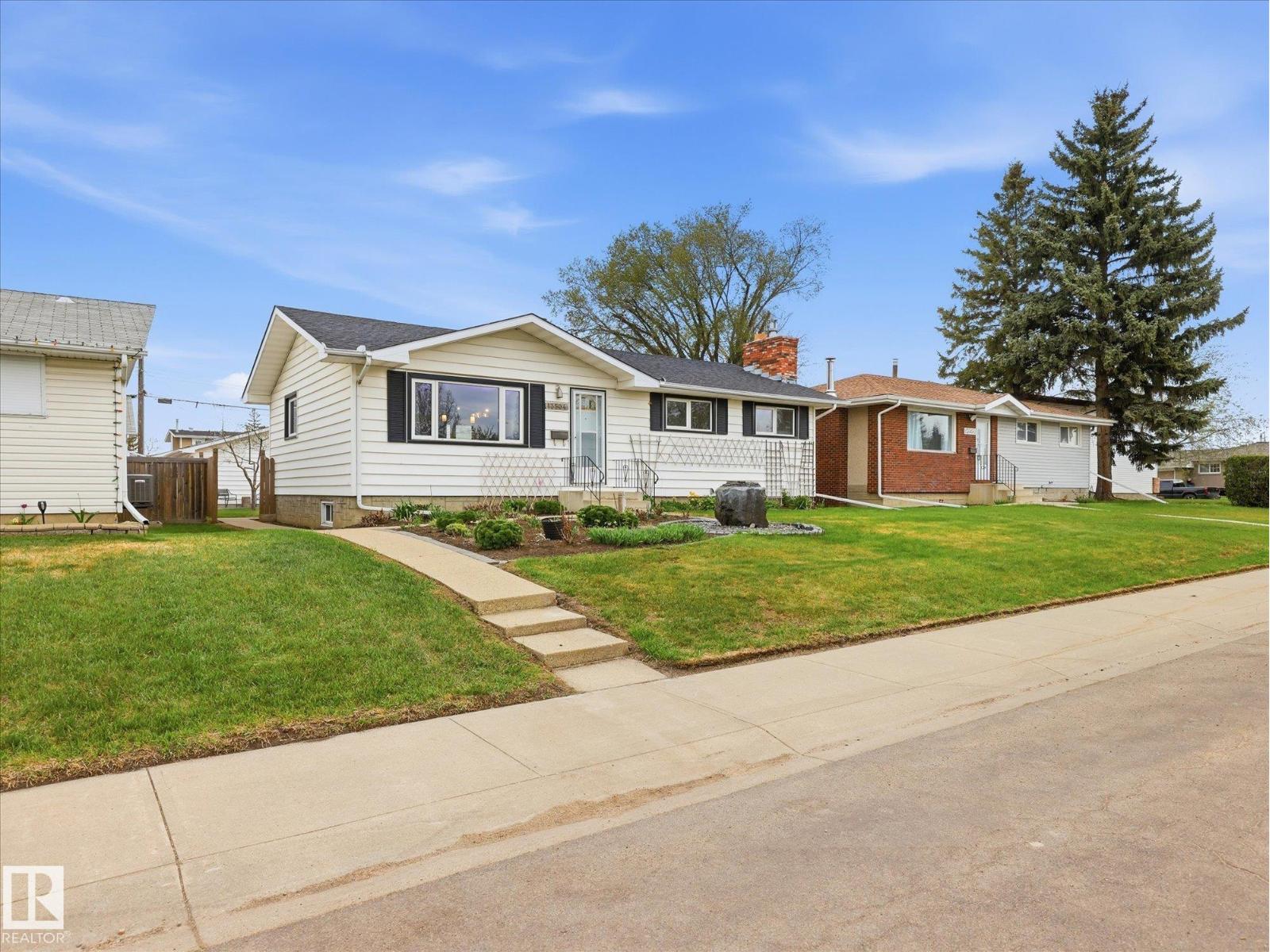 13504 116 St NW NW