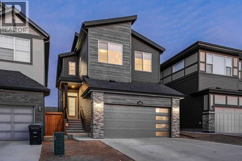 178 Sage Bluff Drive NW Calgary AB T3R1W2