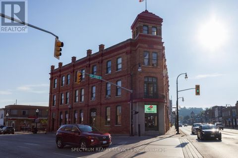 1005 2ND AVENUE E Owen Sound ON N4K2H8