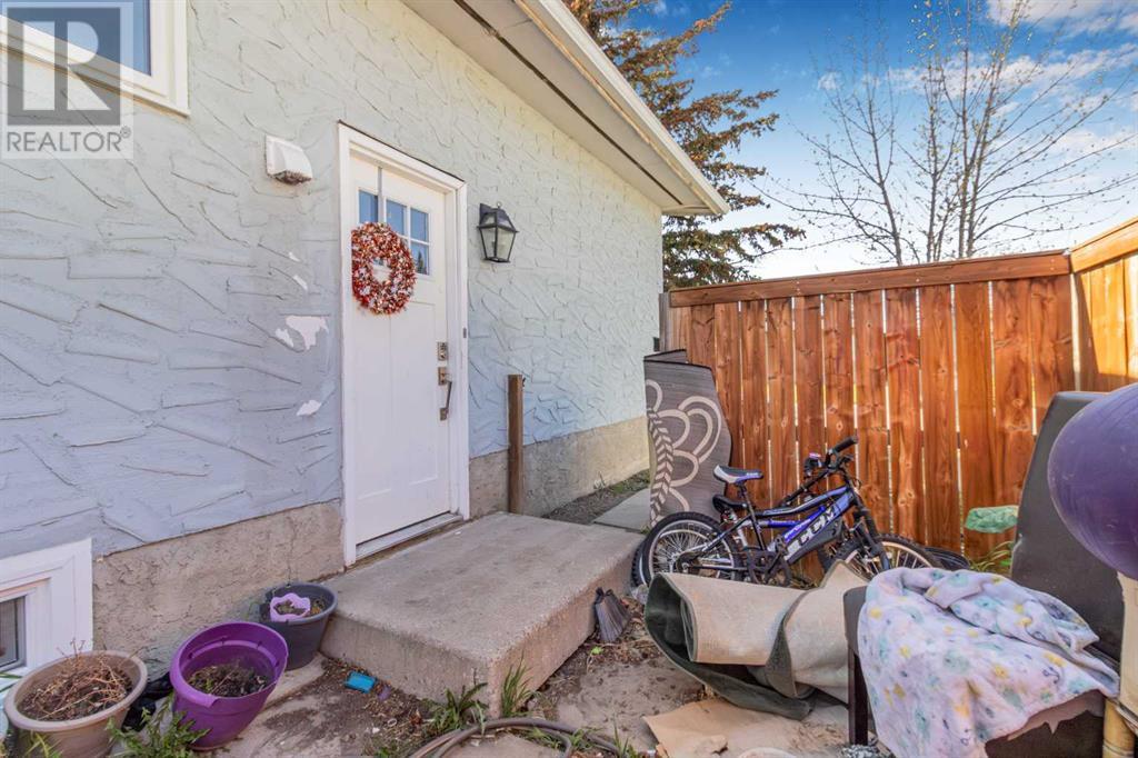 183 Penbrooke Close SE