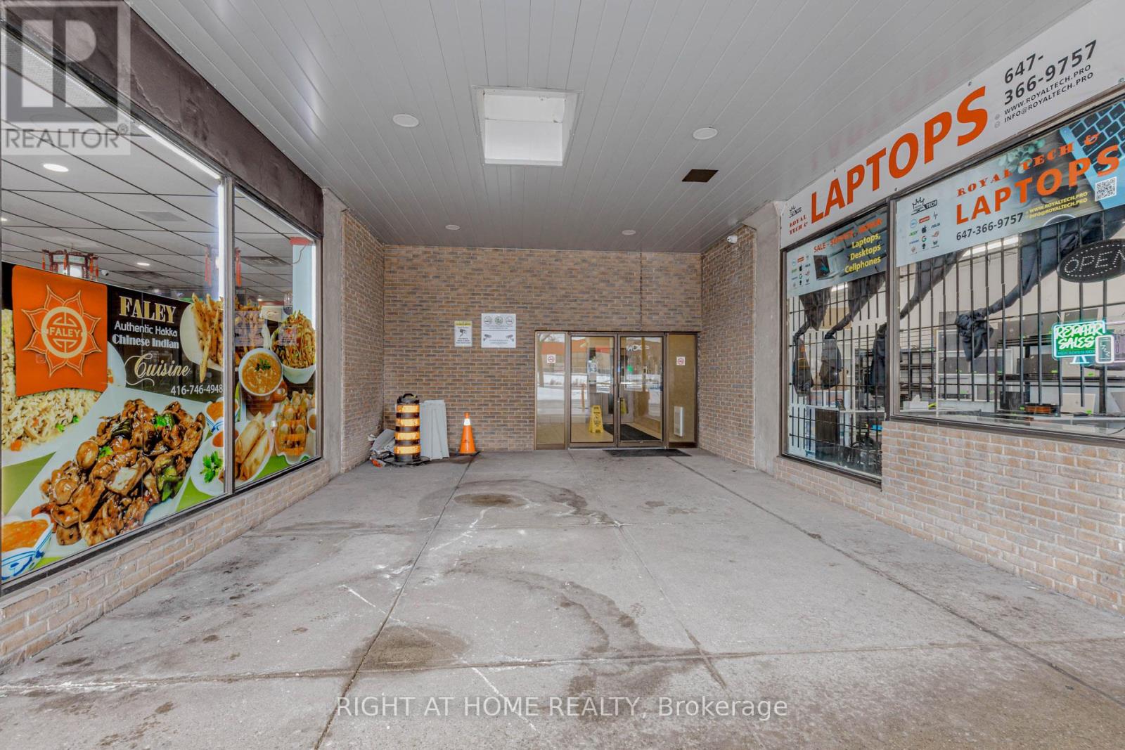 3 - 40 REXDALE BOULEVARD