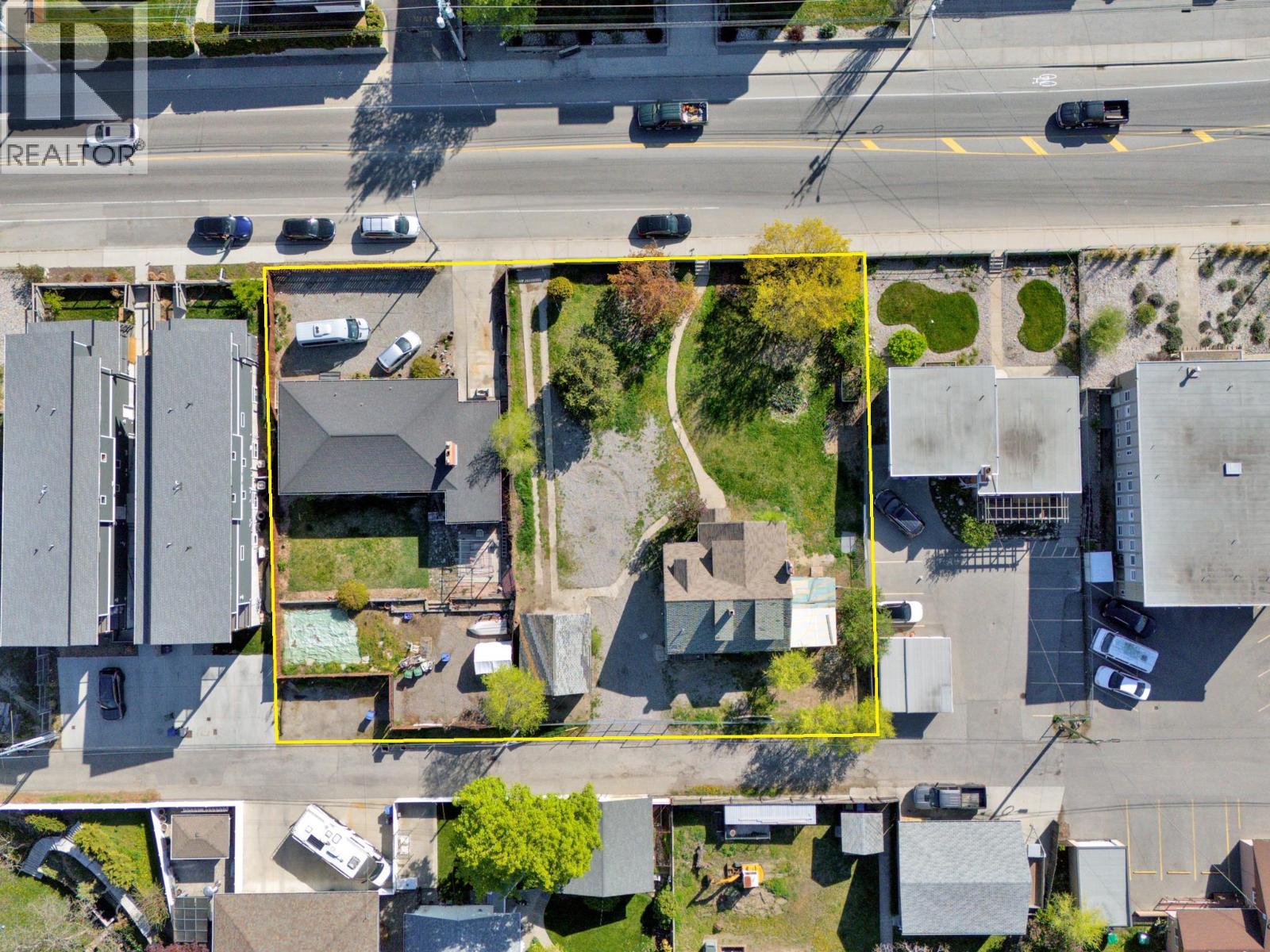 1471 & 1473 Government Street