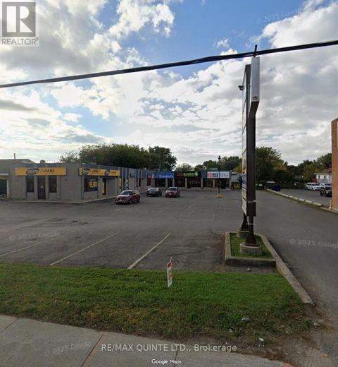 UNIT #4 - 257 DUNDAS STREET E Quinte West (Trenton Ward) ON K8V1M1