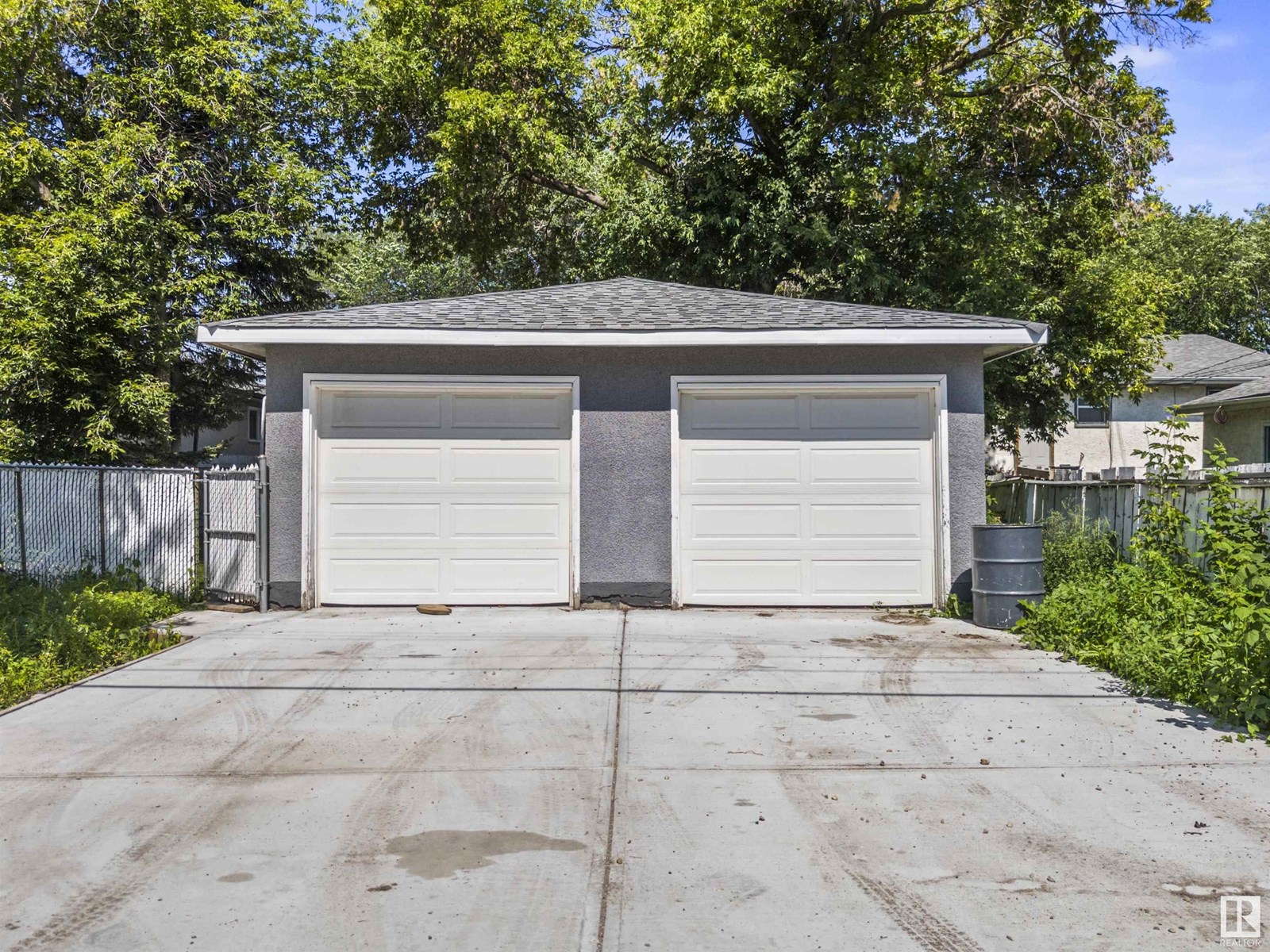 8125 84 AV NW