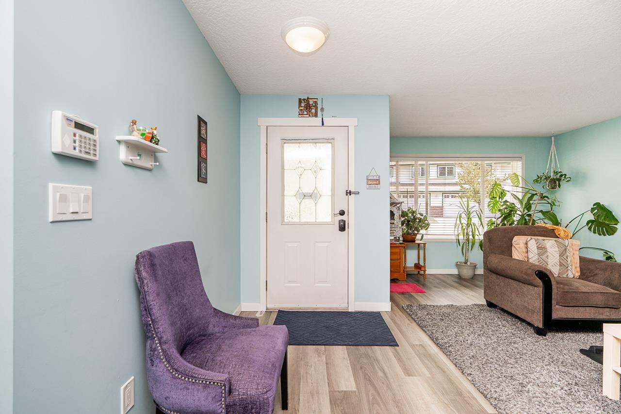 59 34250 HAZELWOOD AVENUE